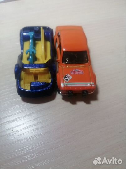 Hot wheels машинки