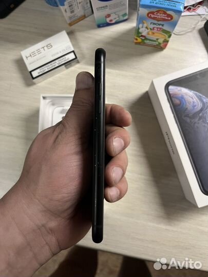 iPhone Xr, 64 ГБ