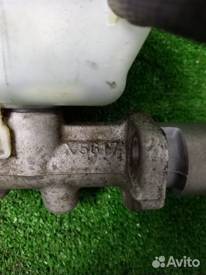 Главный тормозной цилиндр Skoda Fabia