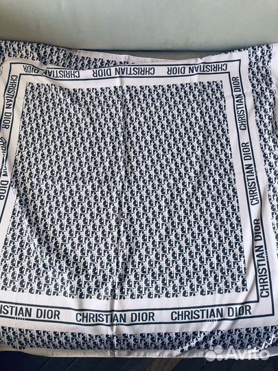Платок Christian Dior