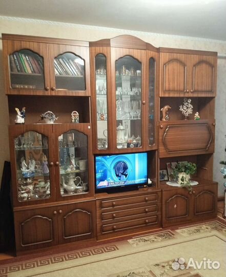 Стенка в гостиную бу