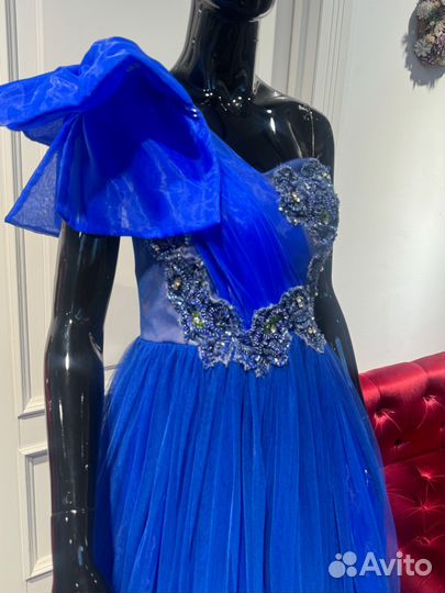 Платье LE salon новое