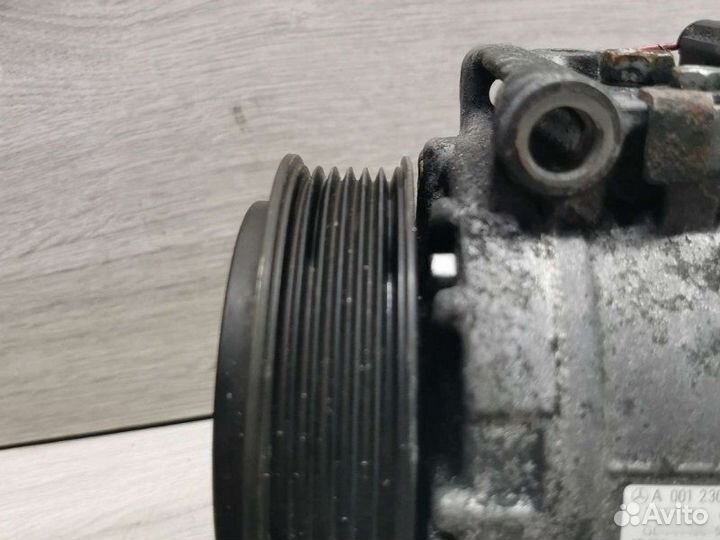 Компрессор кондиционера Mercedes E W211