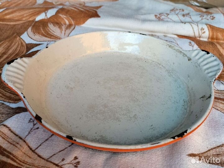 Чугунная сковорода