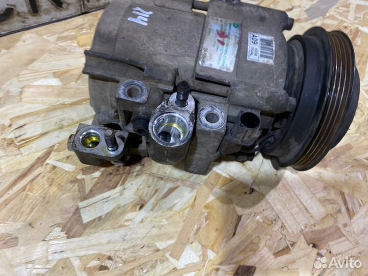 Компрессор кондиционера Hyundai H-1 D4BH 2009