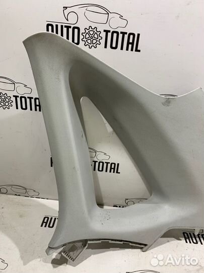 Накладка стойки задняя правая Volkswagen Polo