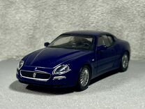 Модель автомобиля Maserati Coupe 1:43
