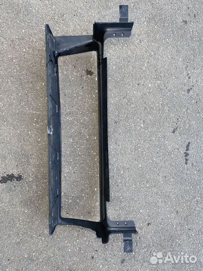 Воздухозаборник Volvo S40 MS MS68 низ