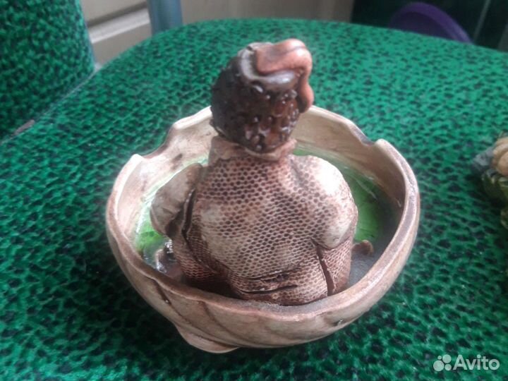 Статуэтки пепельницы