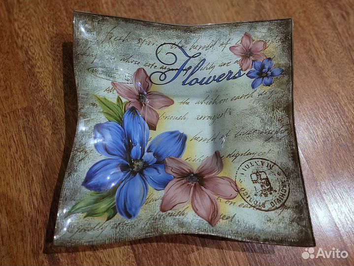 Блюдце стеклянное (новое)