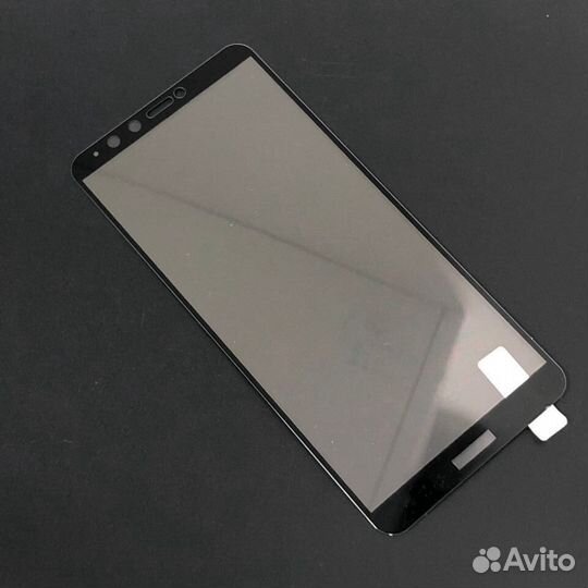 Защитное стекло на Huawei Y9 2018