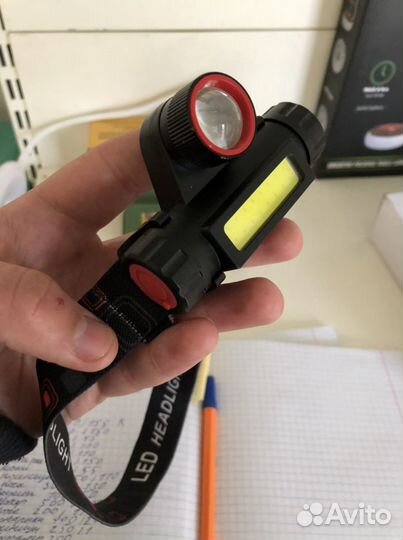 Налобный фонарь с фокусировкой. Фонарь на лоб