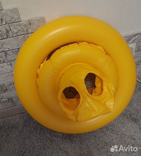 Круг для плавания с ножками
