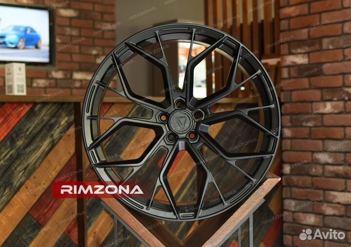 Кованые диски R22 RF10 на BMW X7
