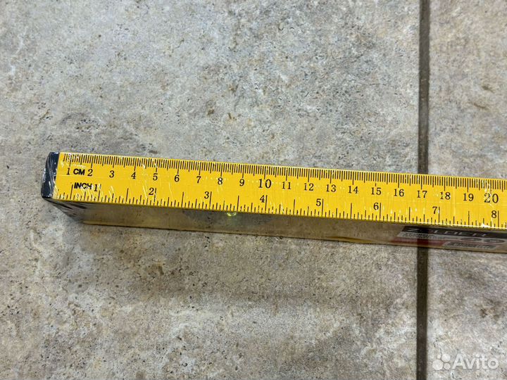 Уровень zolder магнитный с 3-мя глазками 60см