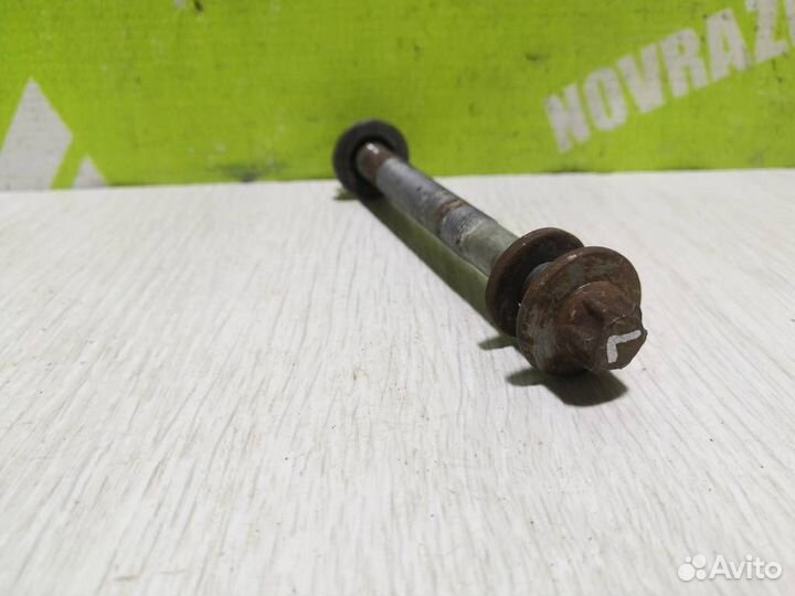 Болт Рено Сценик 2