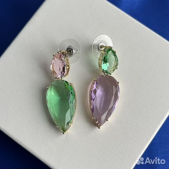 Серьги стильные