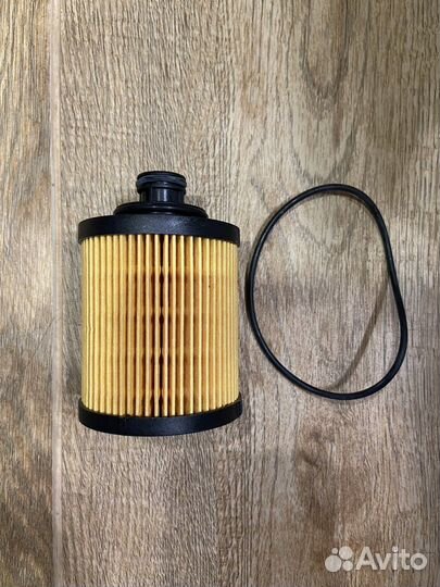 Фильтр маслняный Opel Corsa D