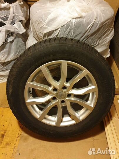 Nokian Tyres Hakkapeliitta 8 SUV 255/60 R18