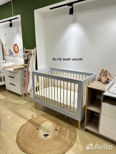 Кроватка для новорожденного с допбортиком
