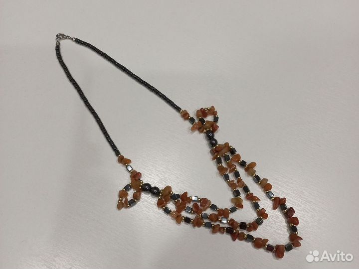 Янтарные бусы