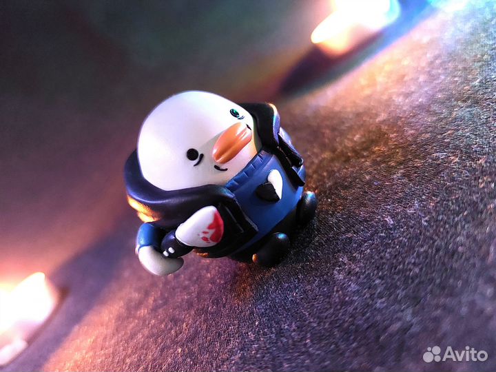 Фигурка Питер опасная уточка Your Boyfriend game