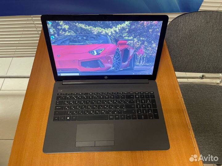 Мощный свежий ноутбук HP / 16gb / Full hd