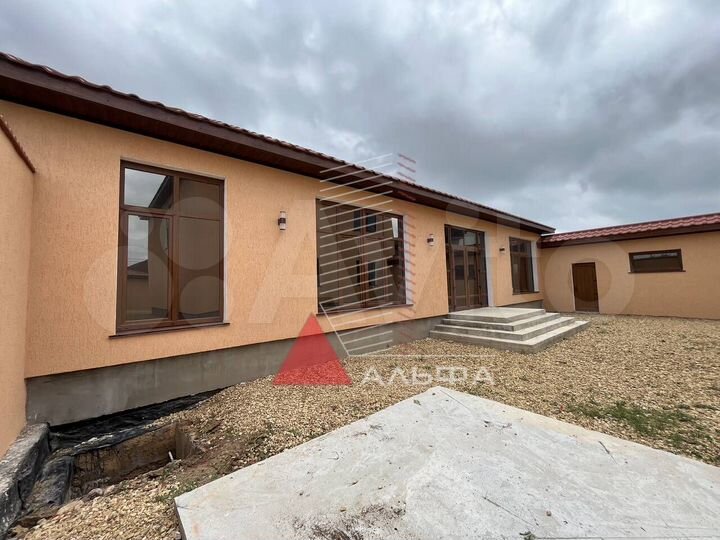 Дом 352,4 м² на участке 10 сот.