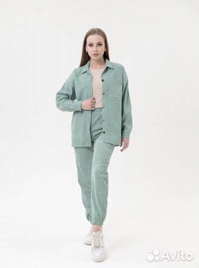 Костюм женский вельветовый