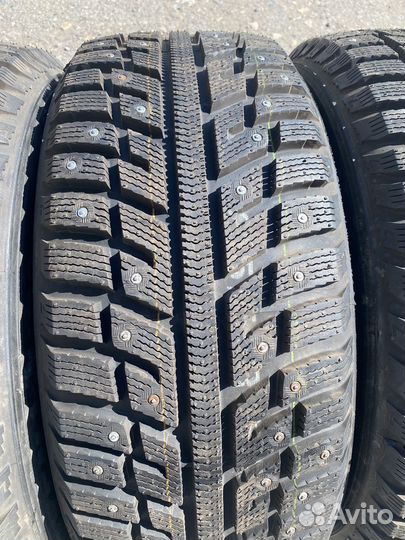 Kumho I'Zen KW22 215/55 R16 97T