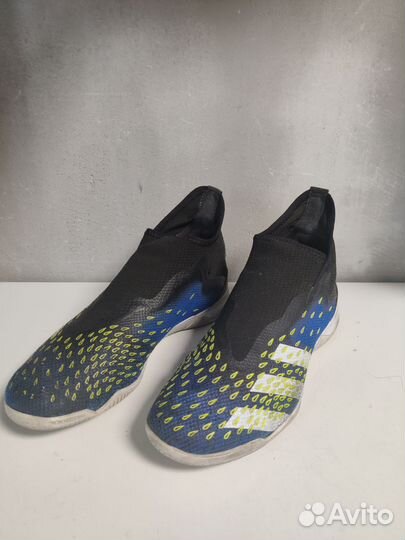 Кроссовки для футбола adidas predator