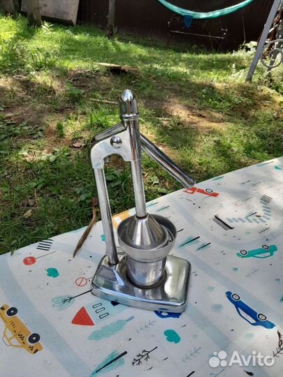 Соковыжималка для цитрусовых ручная