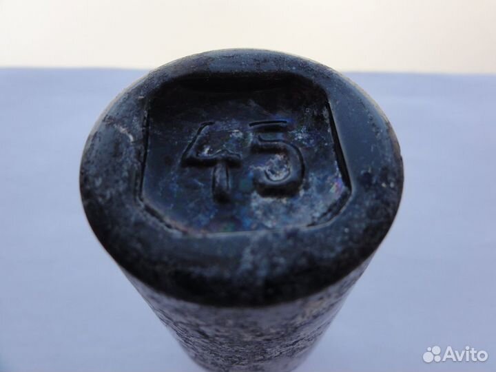 Бутылочка черное стекло 19 век