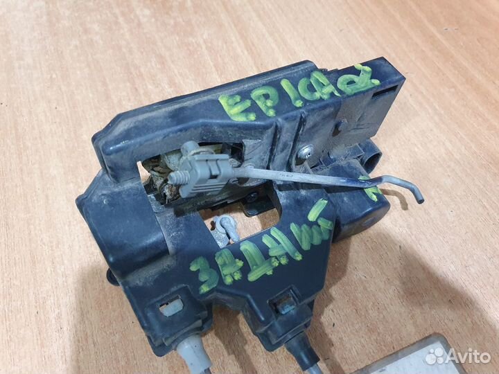 Задний правый замок Шевроле Эпика 2008 год