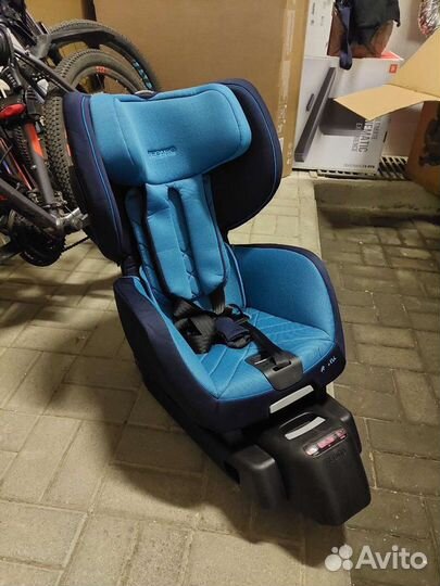 Детское автокресло Recaro Optiafix
