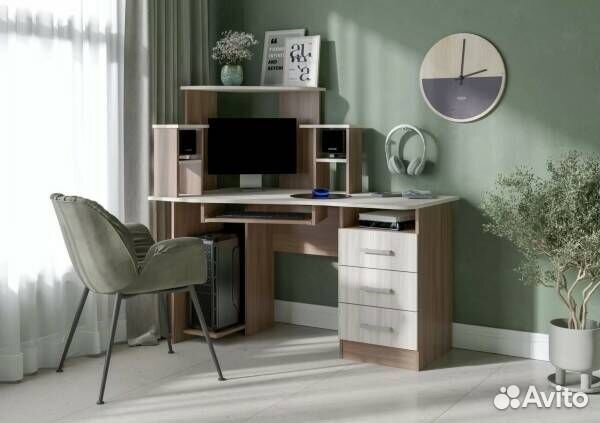 Стол компьютерный №1