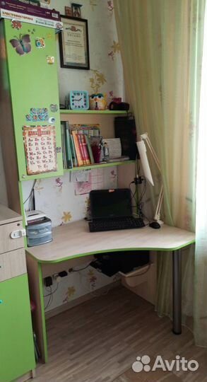 Кровать чердак+ комод+ угловой стол