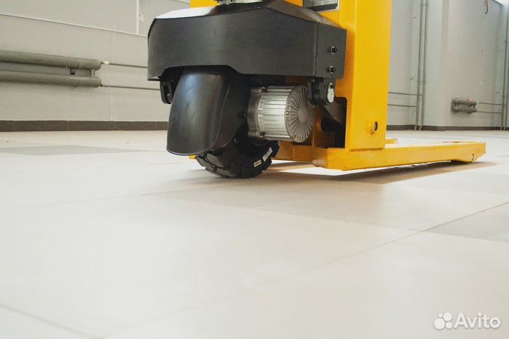 Электророхля с подъемным механизмом, 3 т, новая