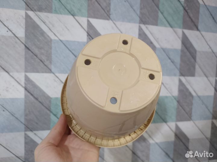 Цветочные горшки