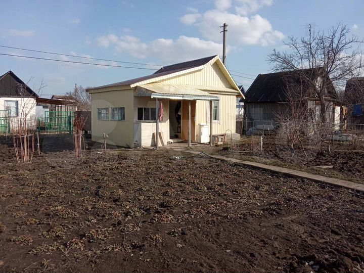 Дача 23 м² на участке 5,6 сот.
