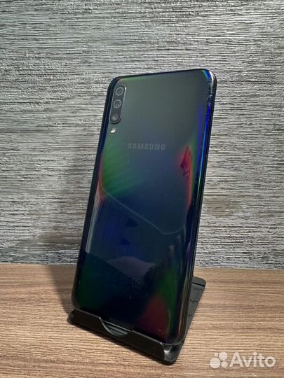 Samsung Galaxy A50, 4/64 ГБ