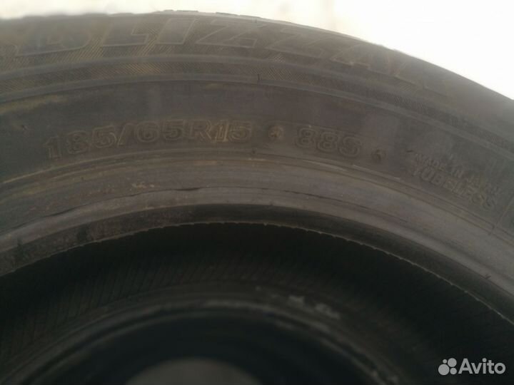 Bridgestone Blizzak Revo GZ 185/65 R15