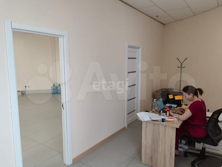Продам офисное помещение, 85 м²