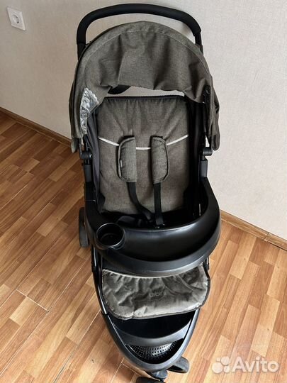 Коляска прогулочная