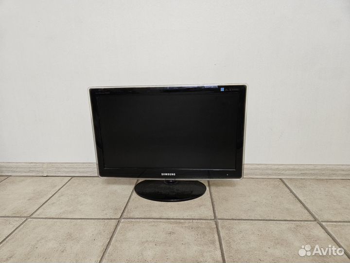 Монитор Samsung диагональ 21.6