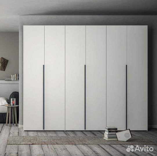 I2S0L8 Шкаф распашной