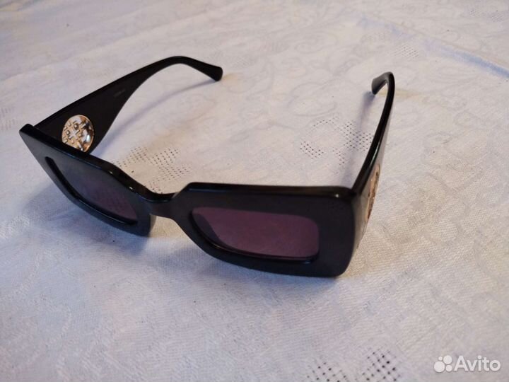 Солнцезащитные очки женские