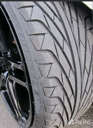 Triangle TR968 215/50 R17 95V