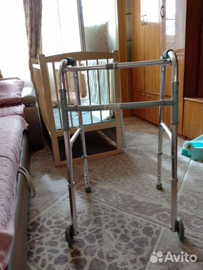 Ходунки для взрослых