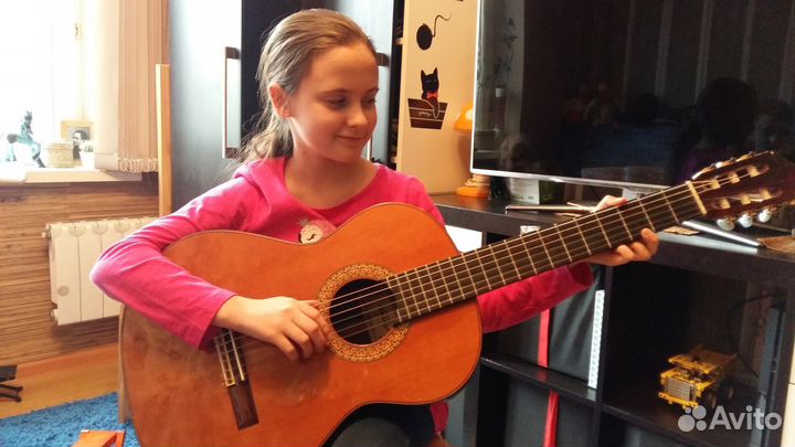 Уроки игры на классической гитаре с детьми